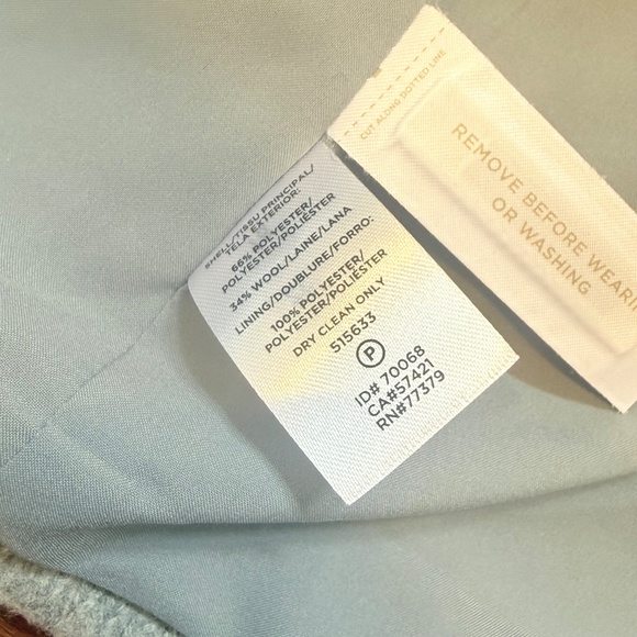 Ann Taylor Wool Plaid Blazer | Made in Portugal Size 4 - Gray - Picture 4 of 8